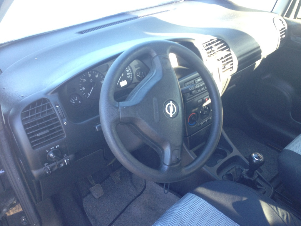 Opel Zafira 2,0DTi 74kW 2004 - krásná - díly - 8