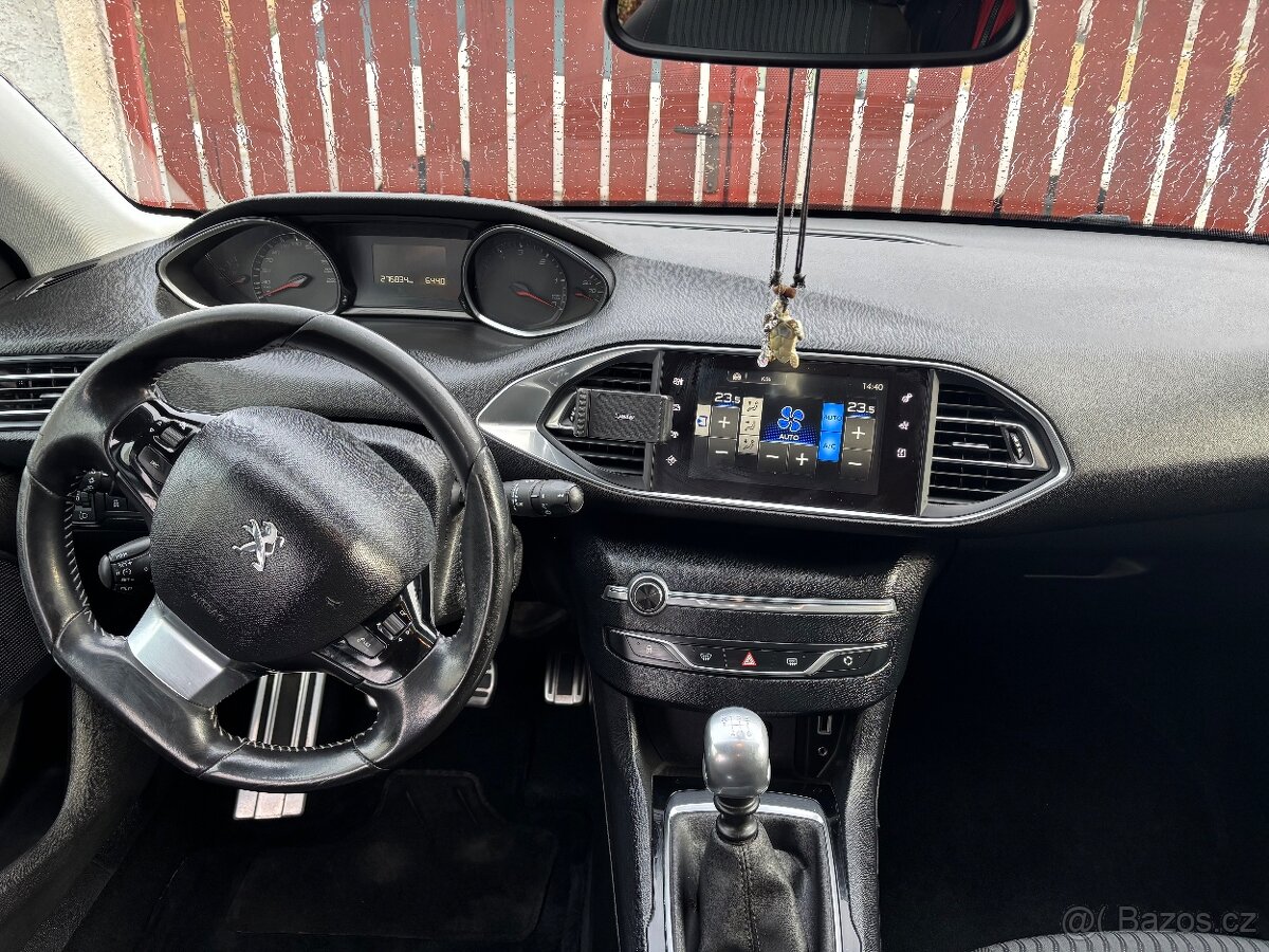 Peugeot 308 SW 1.6 88 kW - 8