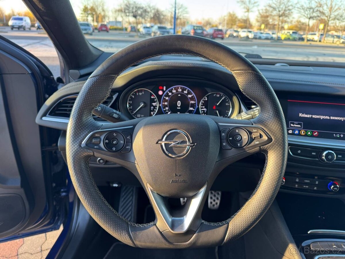 Opel Insignia 2021 - 8