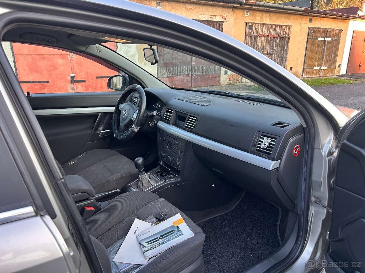 Opel Vectra - 8