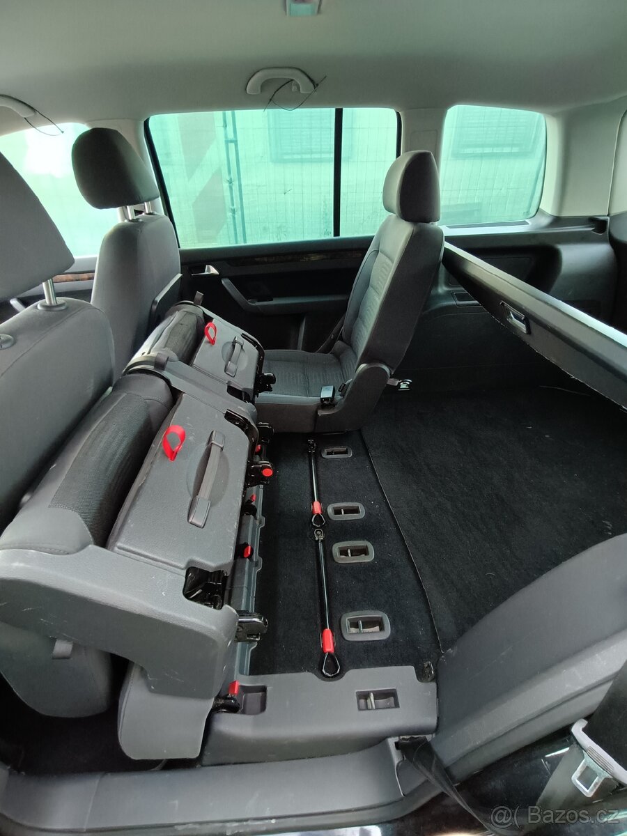 VW TOURAN 2.0TDI AUTOMAT STK - 8