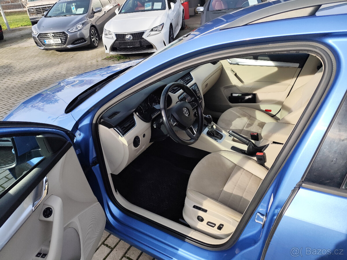 Škoda Octavia 1.8TSI 132KW DSG ELEGANCE ALCANTARA XENON NAVI - 8