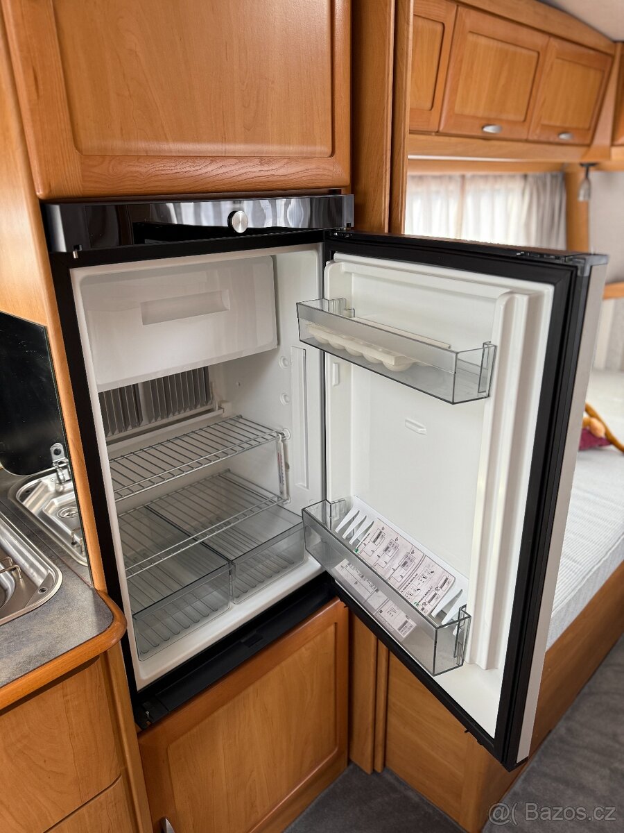 Hymer Eriba Nova 555A/MOVER TRUMA XT/DĚL.LŮŽKA/NOVÁ LEDNICE - 8