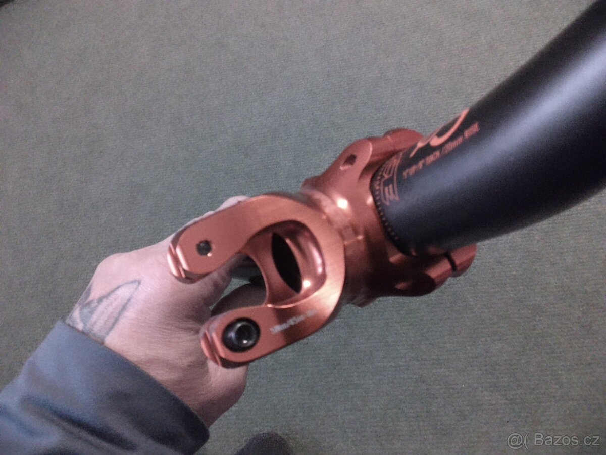 Řízení RaceFace - 8