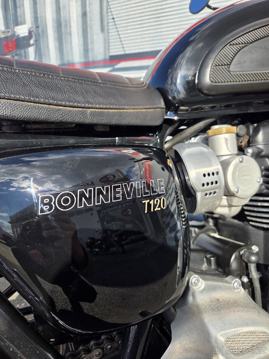 Triumph T120 2022 - 8