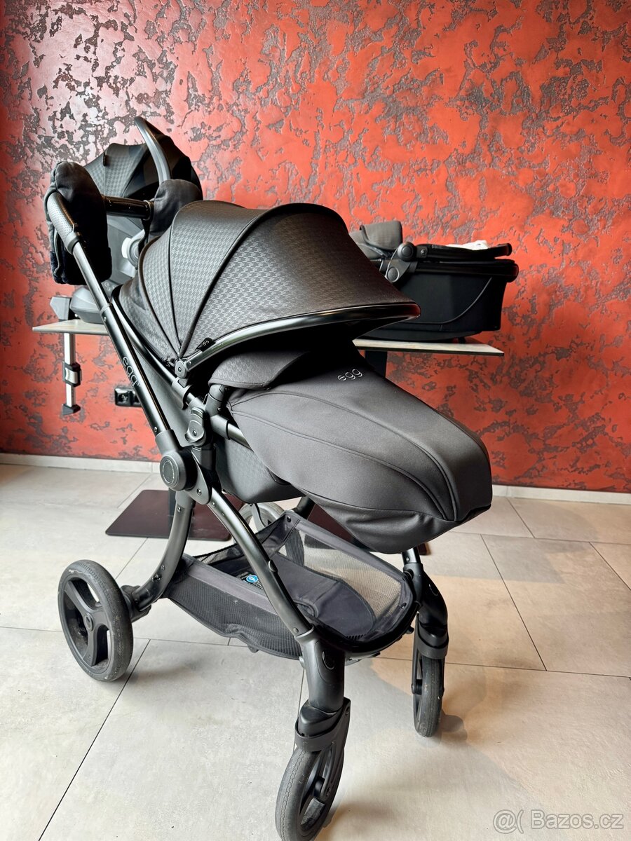 Kočárek EGG 3 – Houndstooth Black, 8v1, model 2024 - 8