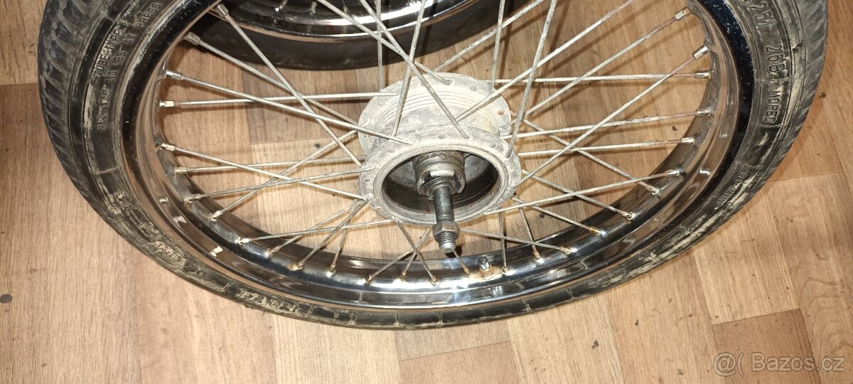 Babetta 210 - kola pár, pěkné chromy - 8