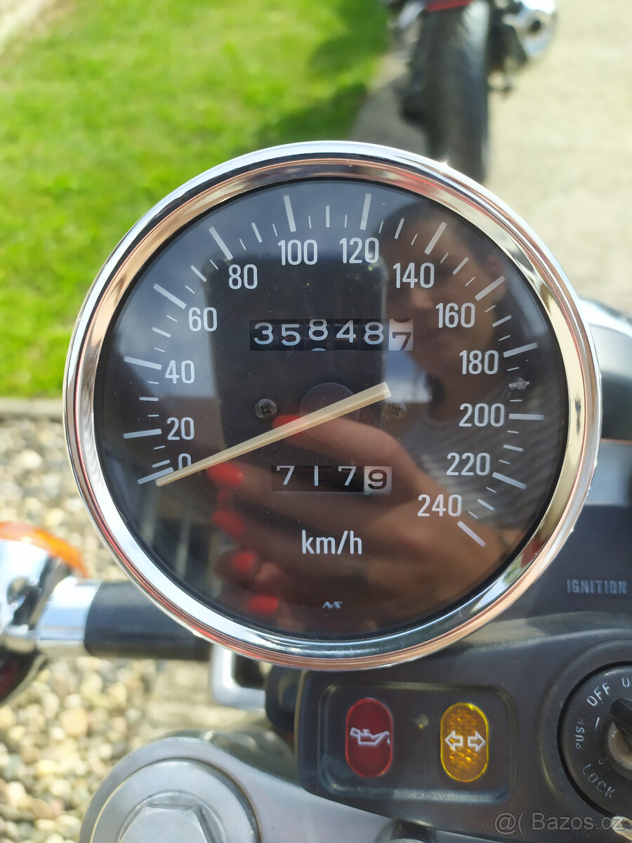 Kawasaki Zephyr 750 - 8