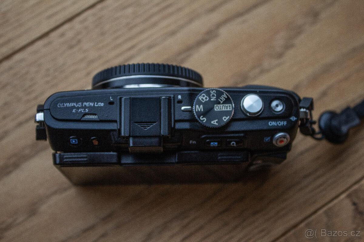 Olympus Pen Lite E-PL5 + Olympus Digital 9-18mm - 8