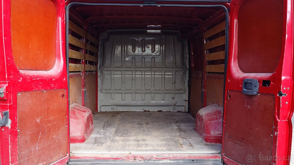 Peugeot Boxer 2,2 HDi 88kW 165 tis. km - 8