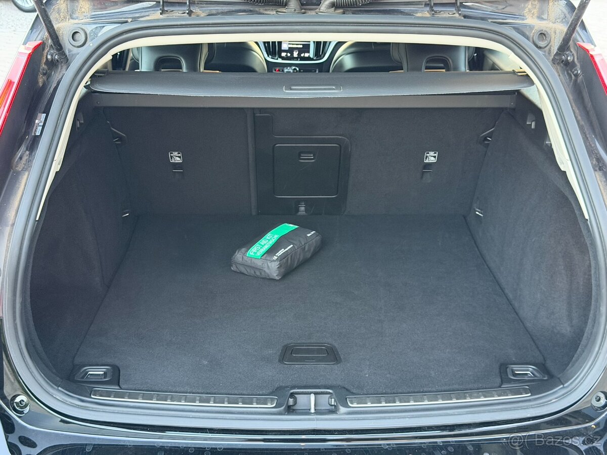 Volvo V60 D3 Momentum Pro A/T - 8