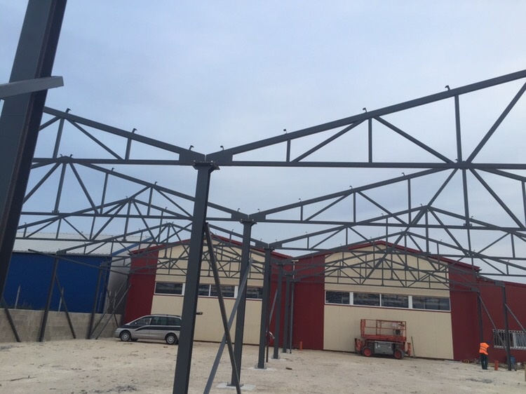 Konstrukce haly 18x30x5m - 8