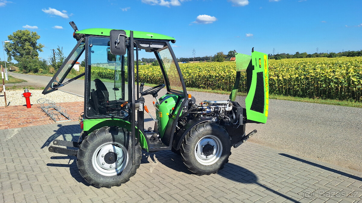 zánovní malotraktor VEGA 26 HTD STAGE V Comfort Šálek - 8