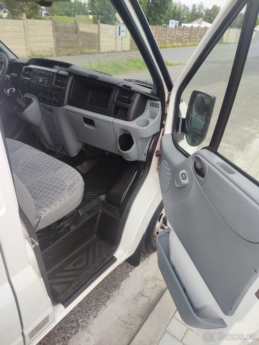 Ford Transit 2.2 tdci 2010 po 1.majiteli - 8