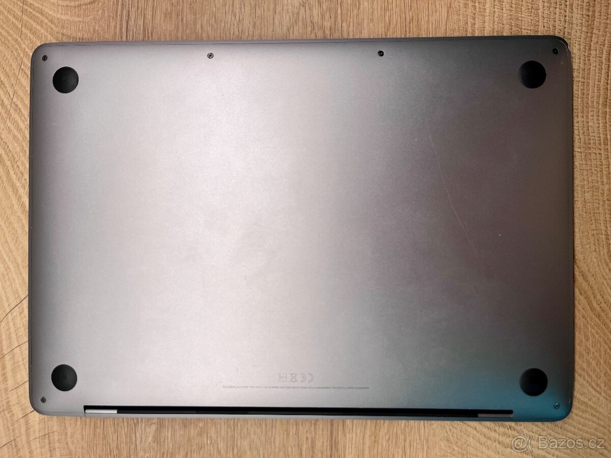 Macbook Pro 13” - 8