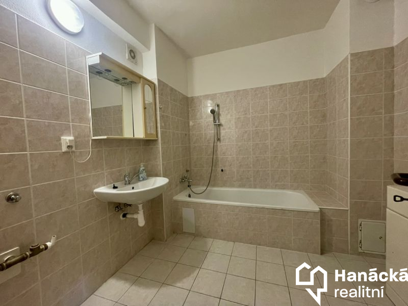 Pronájem, Byt 2+1, 67m2, Bystřice pod Hostýnem - 8