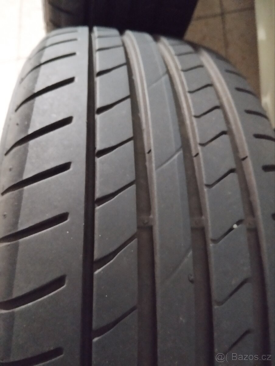 ALU 5x114,3 r16x7j ET 55, 205/55/16 zánovní Dunlop 7,5mm - 8