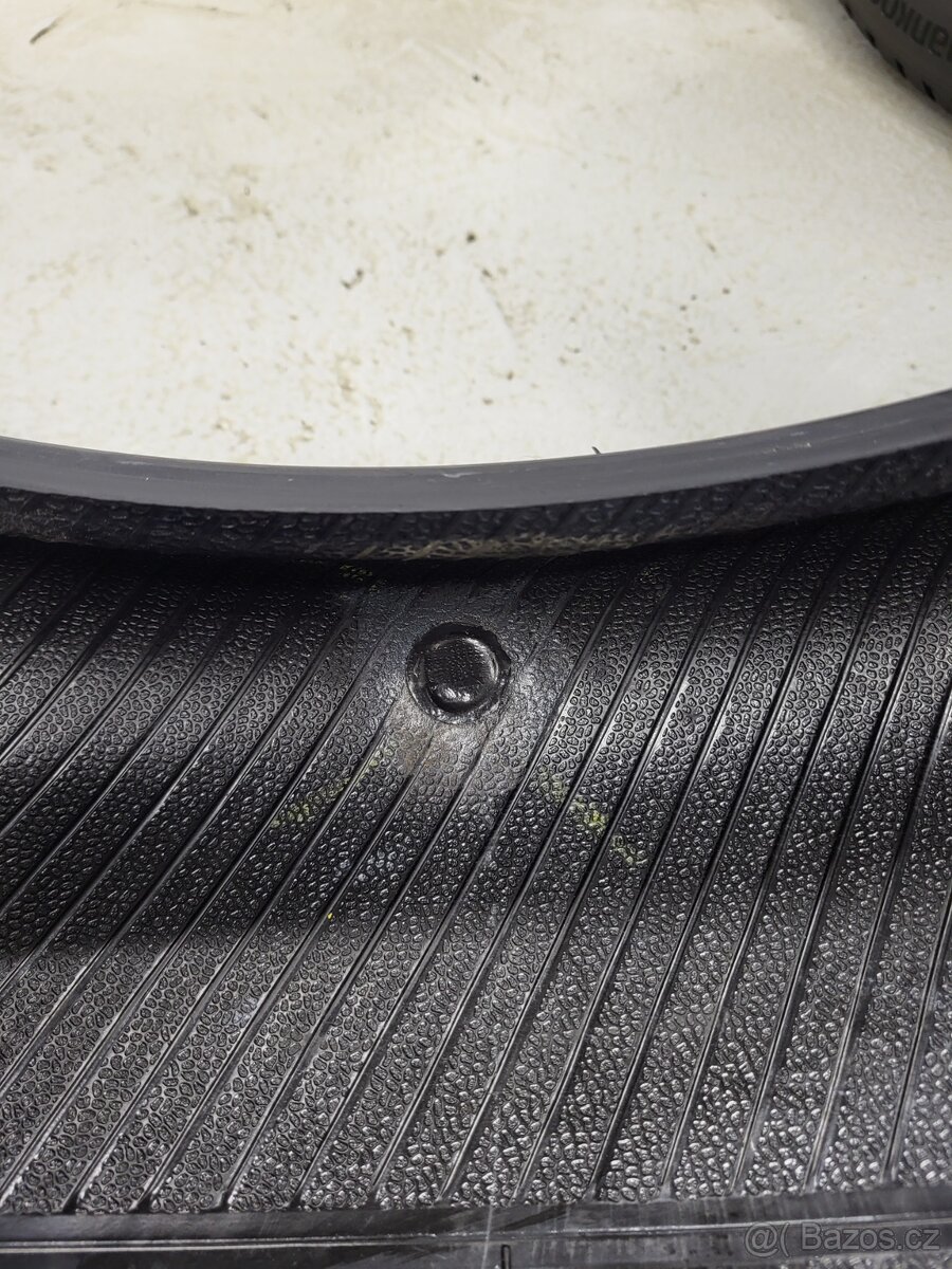 2x 255/45R19 Hankook zimní - 8