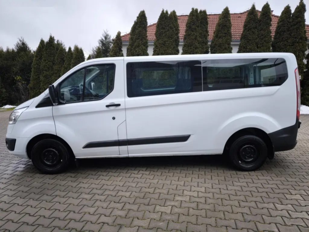 Ford Transit Custom, 2.0 TDCi L2H1 9 míst - 8