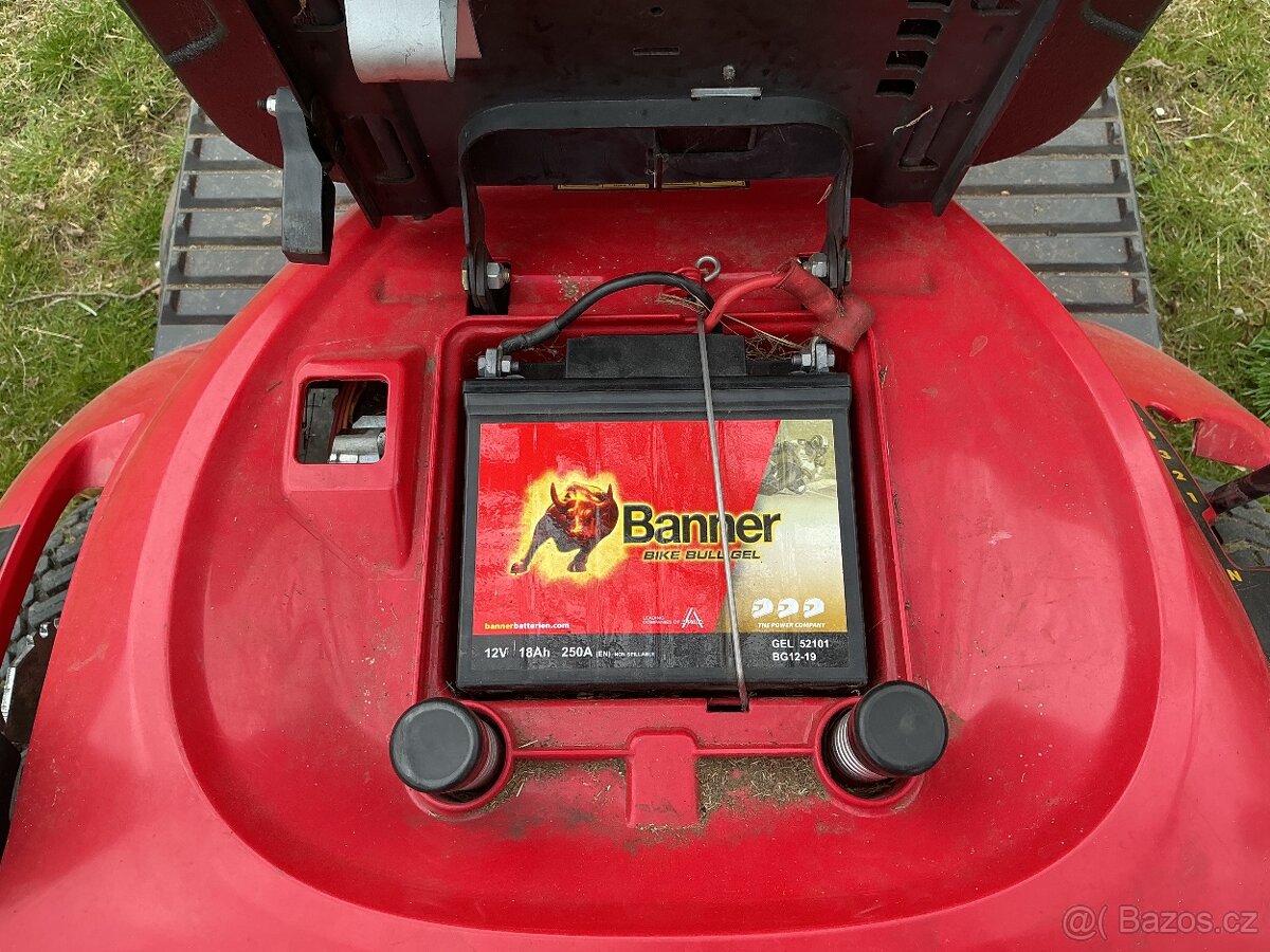 Zahradní traktor - 8