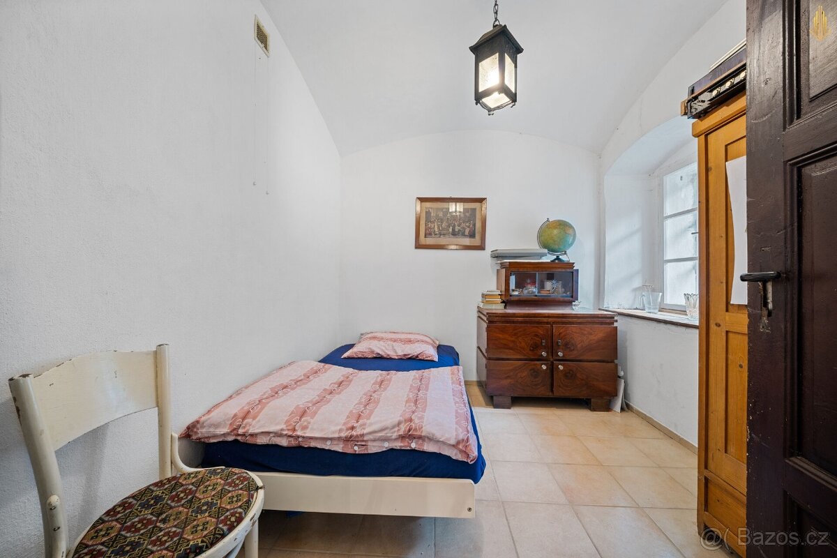 Prodej chalupy na samotě uprostřed lesa - 8