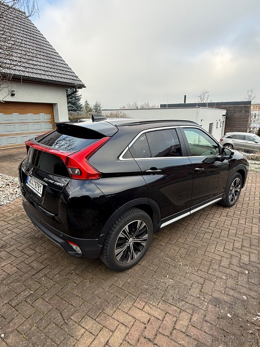 Prodám Mitsubishi Eclipse Cross - 8