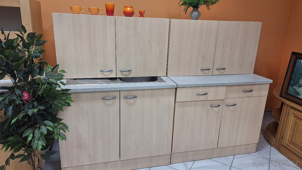 Kuchyňská linka německé výroby - 8