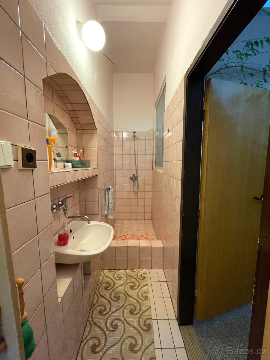 PRODEJ RD TLUMAČOV - 8