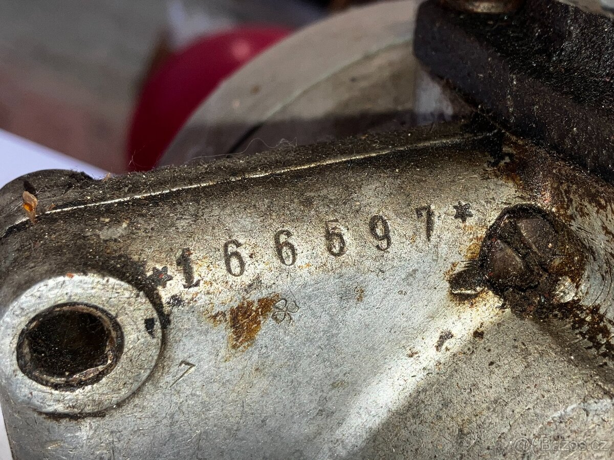 motor na ČZ 125t - 8