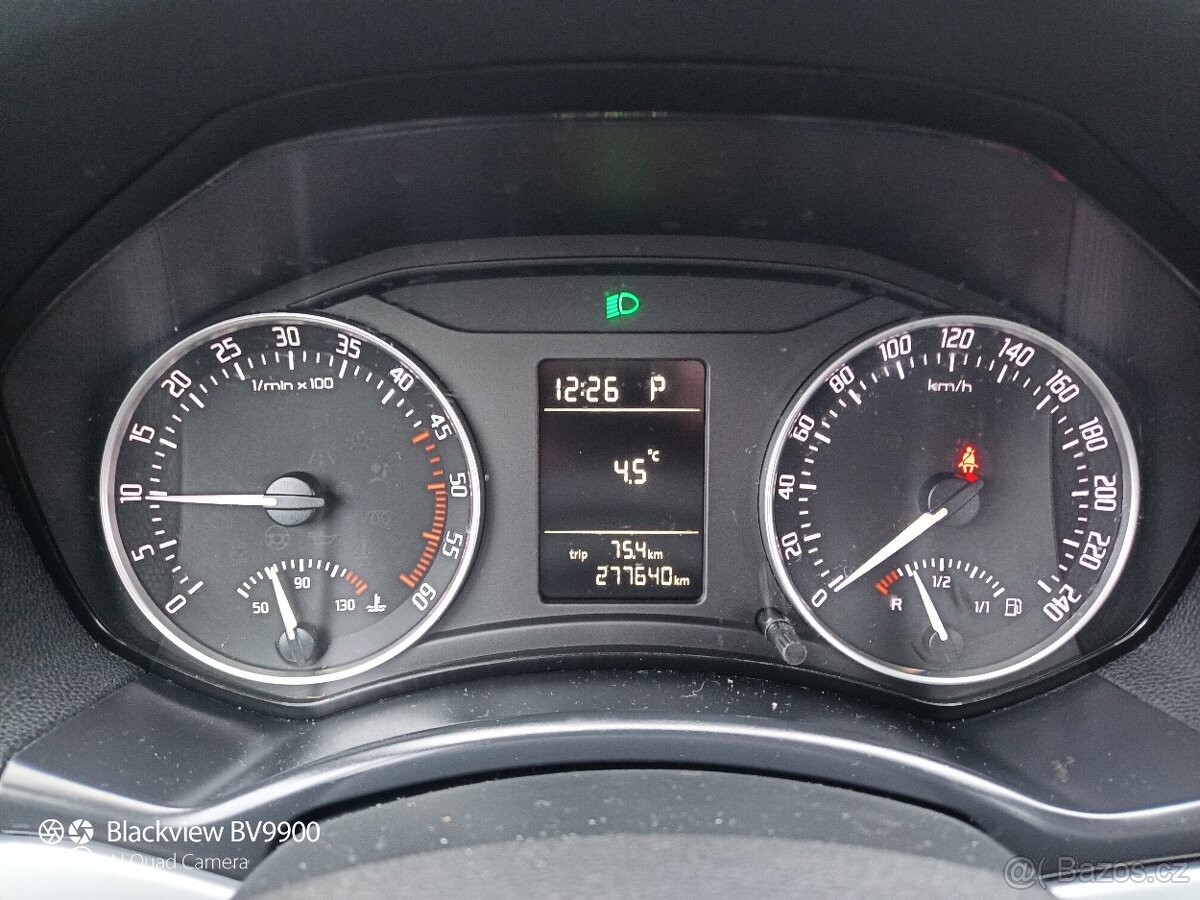 Škoda Octavia 2 FACELIFT 1.6 TDI 77 kw ,R.V 2010,STK 12/2027 - 8