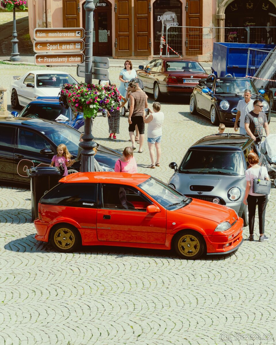 Suzuki swift GTi mk2 - 8