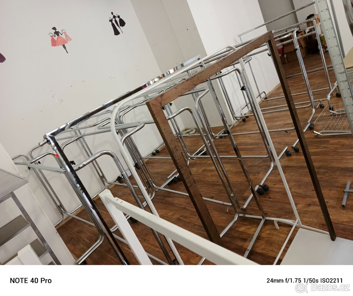 Prodej vybavení obchodu - 8