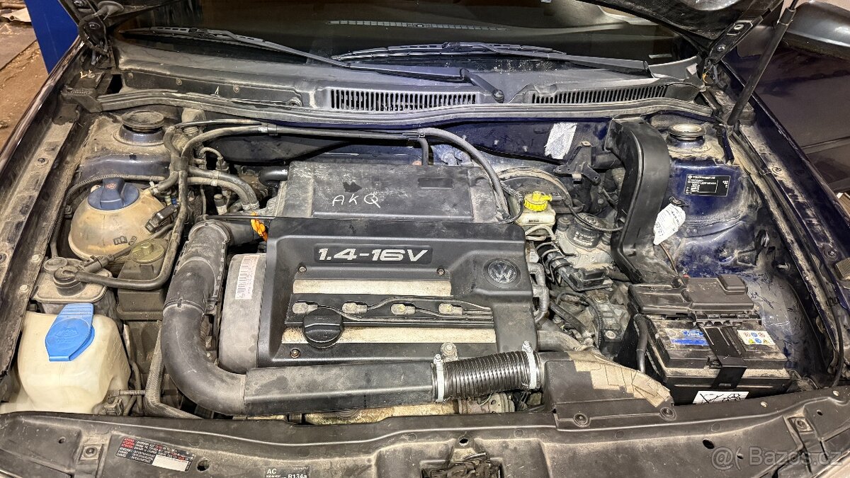 VW Golf IV 1.4 16V - 8