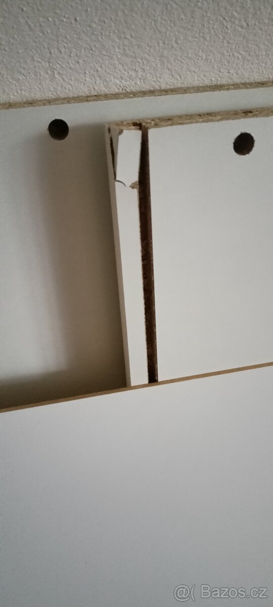 Bílé skříňky - 8