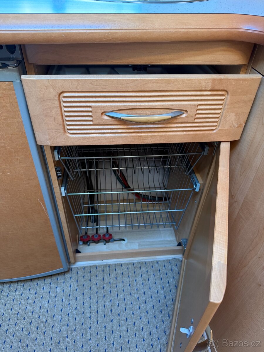 Karavan, obytný přívěs Hobby 495 - 8