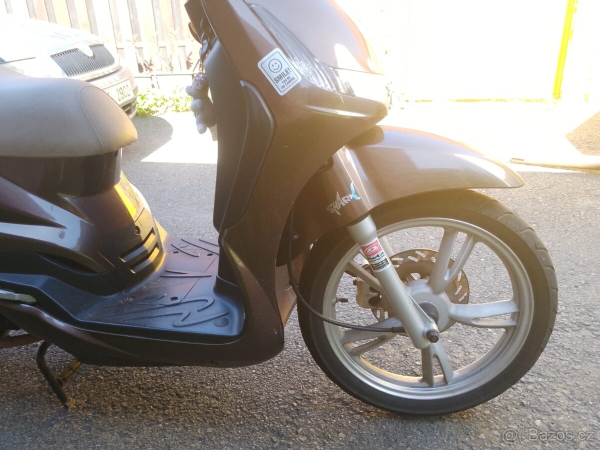 Peugeot Tweet 125 rok 2012 - 8