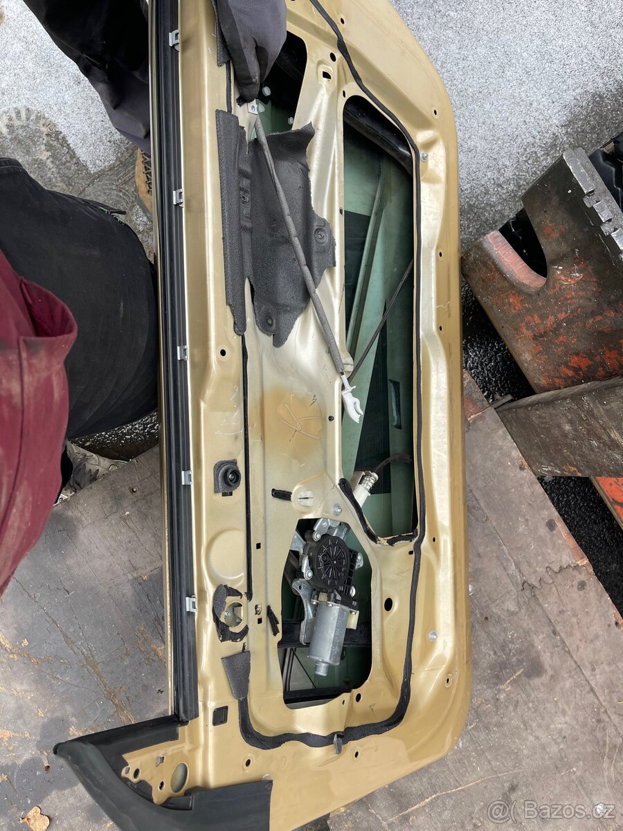 Díly z bmw e46 coupe - 8