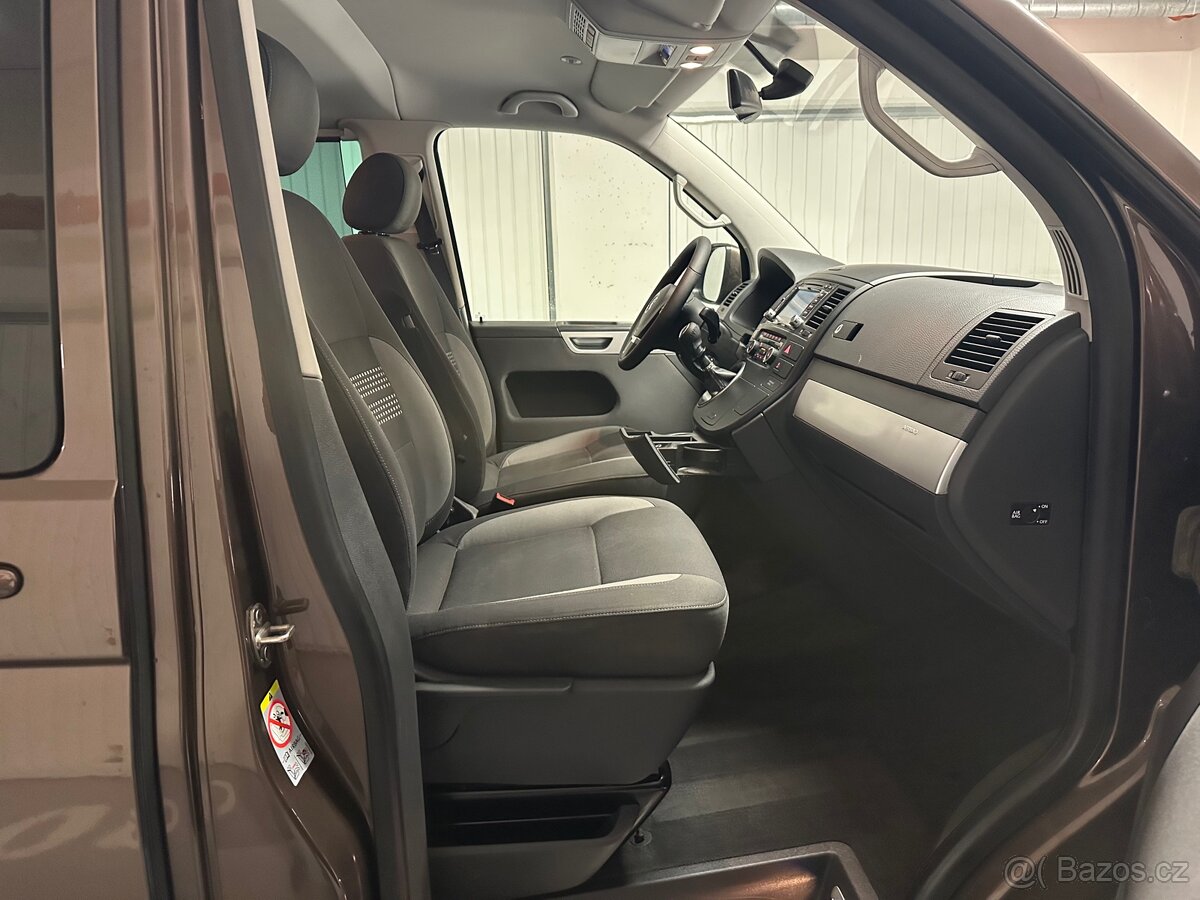 VW MULTIVAN LIFE T5.1 2.0TDI 103kW WEBASTO 7MÍST TEMPO TAŽNÉ - 8