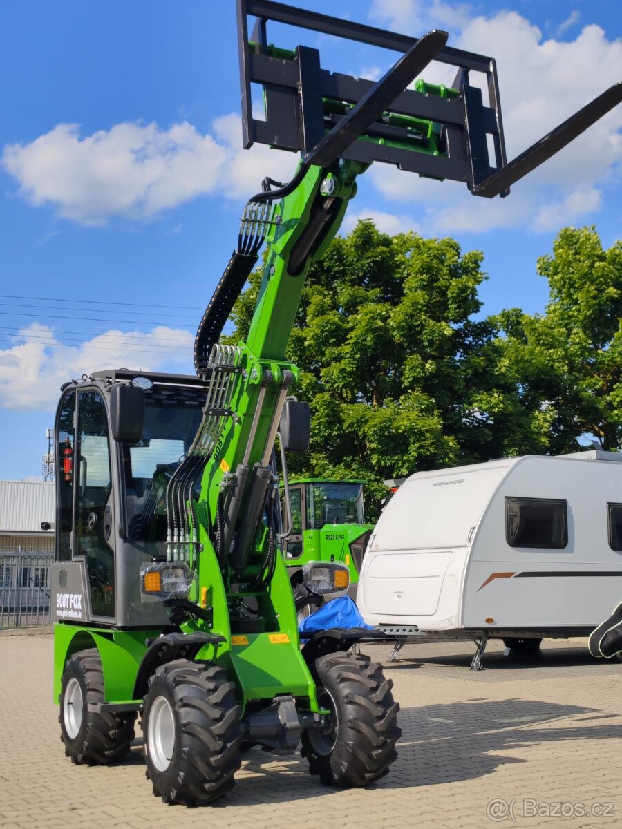 KOLESOVÝ NAKLADAČ 908T - 8