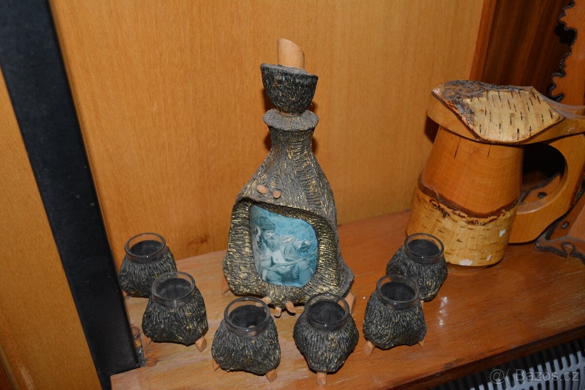 Různá keramika a hrnečky - 8