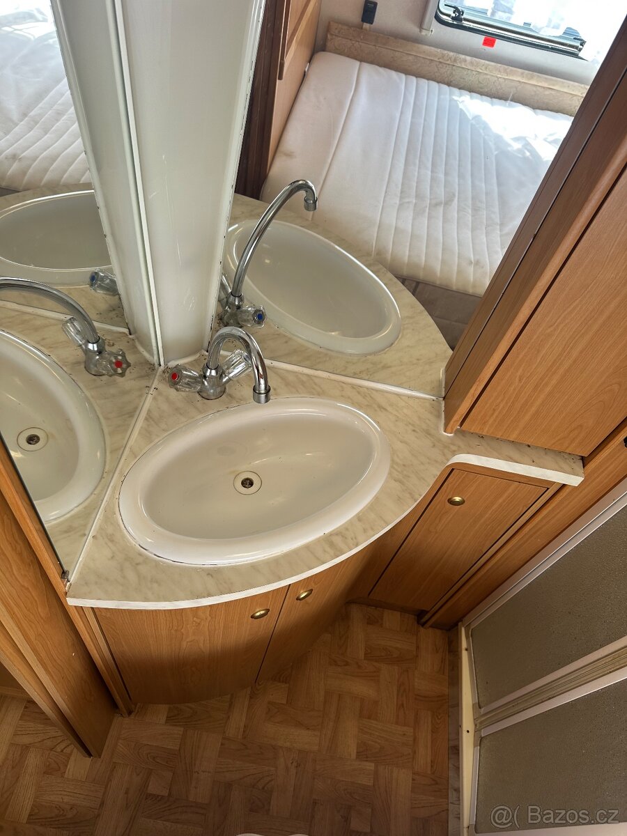 Karavan Knaus Azur - 8