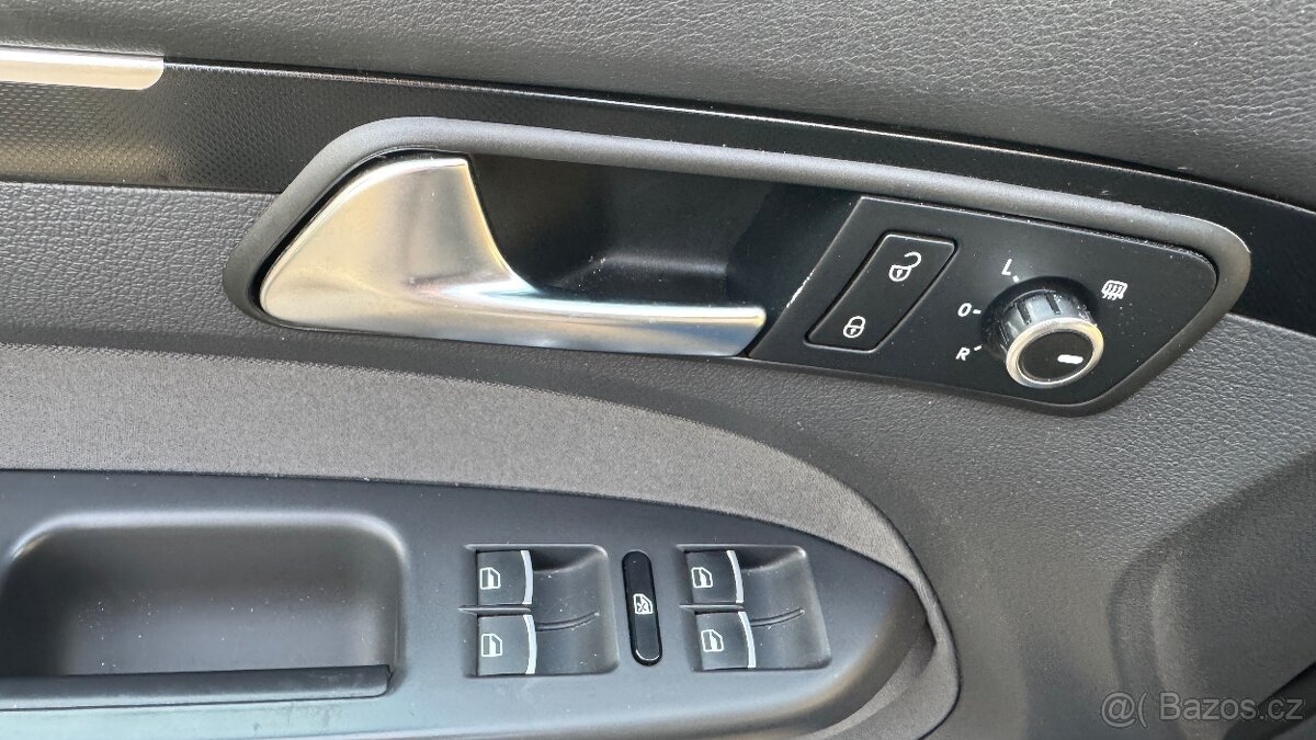 Touran s nakladačem - 8