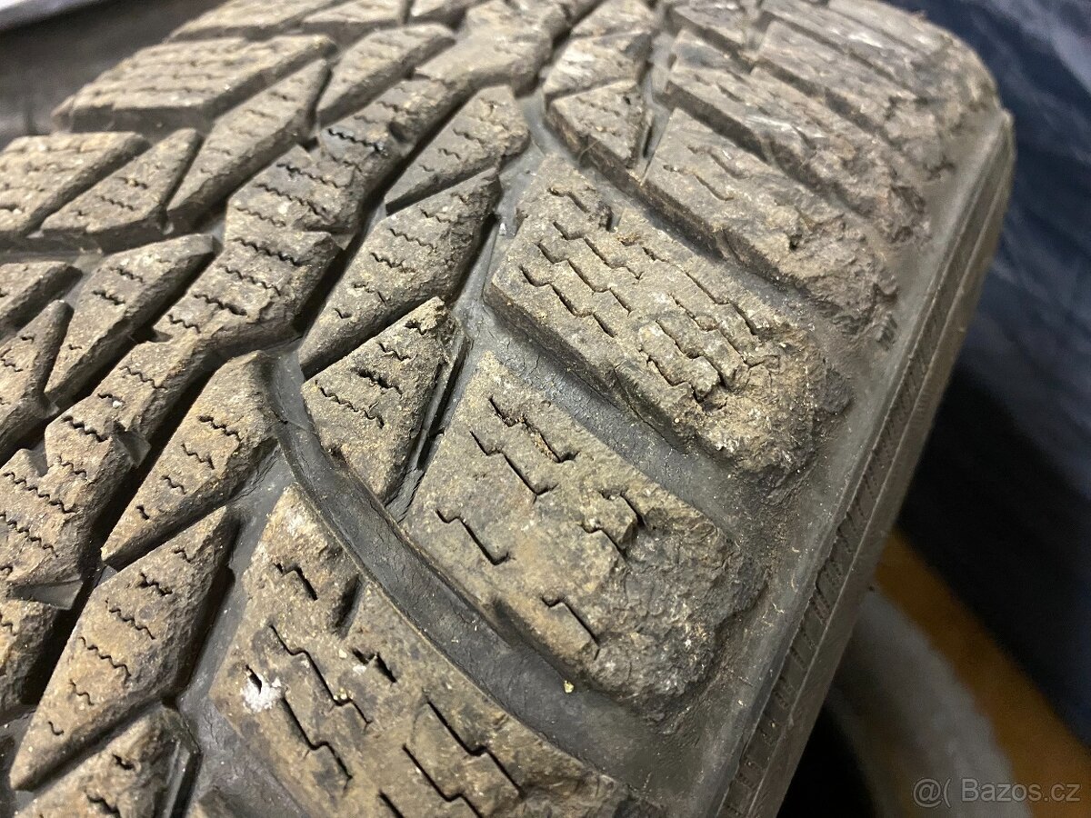 Zimní Nokian Wr Snowproof 165/60 R15 77T - 8