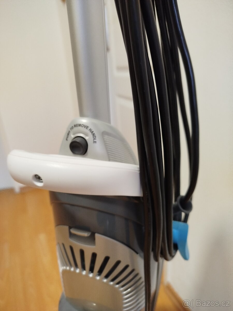 Tyčový vysavač - 8