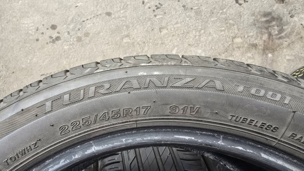 Letní pneu 225/45/17 Bridgestone - 8
