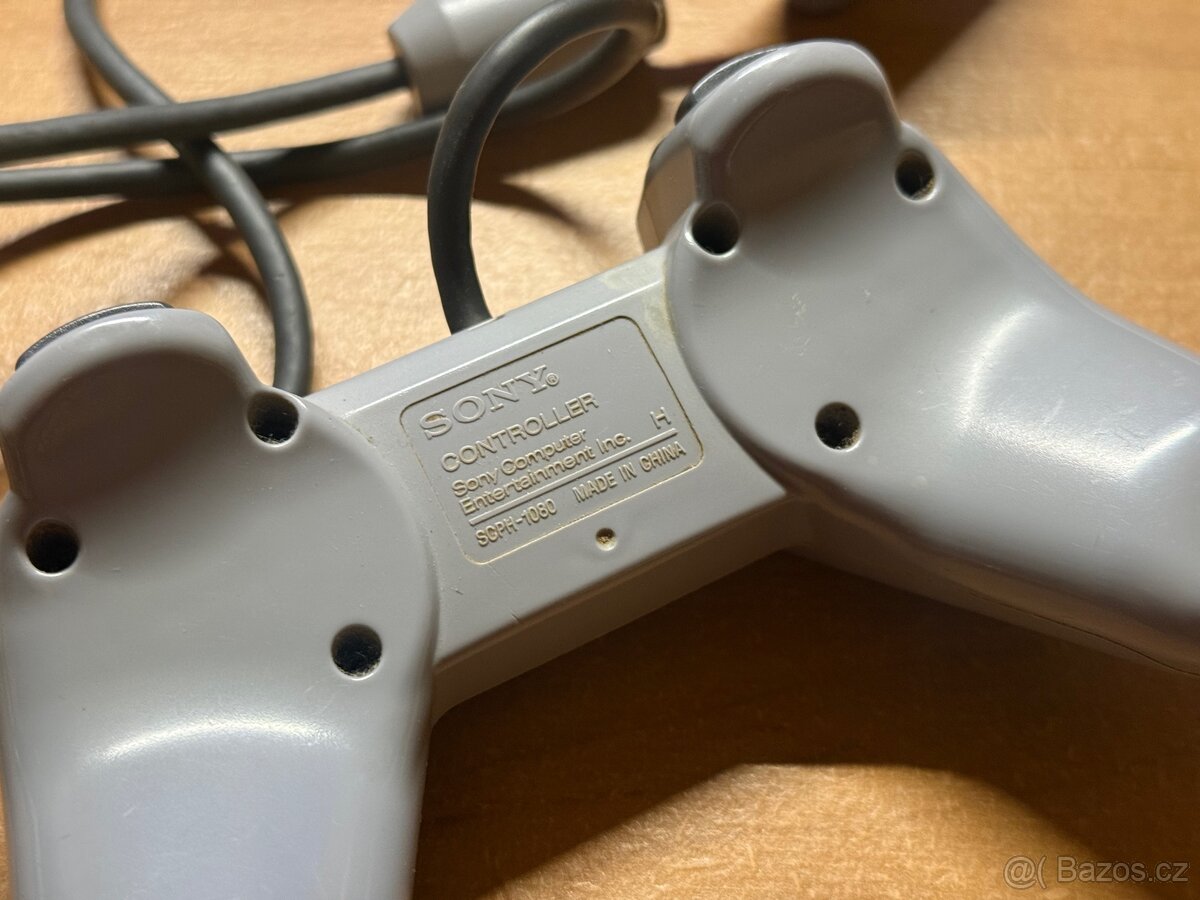 Sony PlayStation 1 + příslušenství - 8