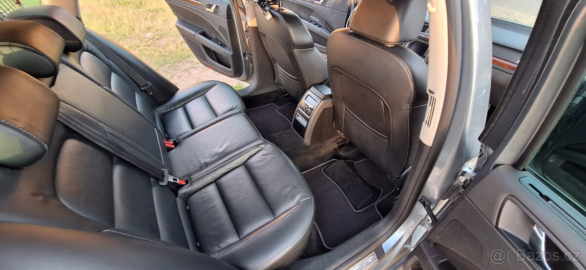 Škoda Superb 2.0 TDI 125 kW 4x4 - 8
