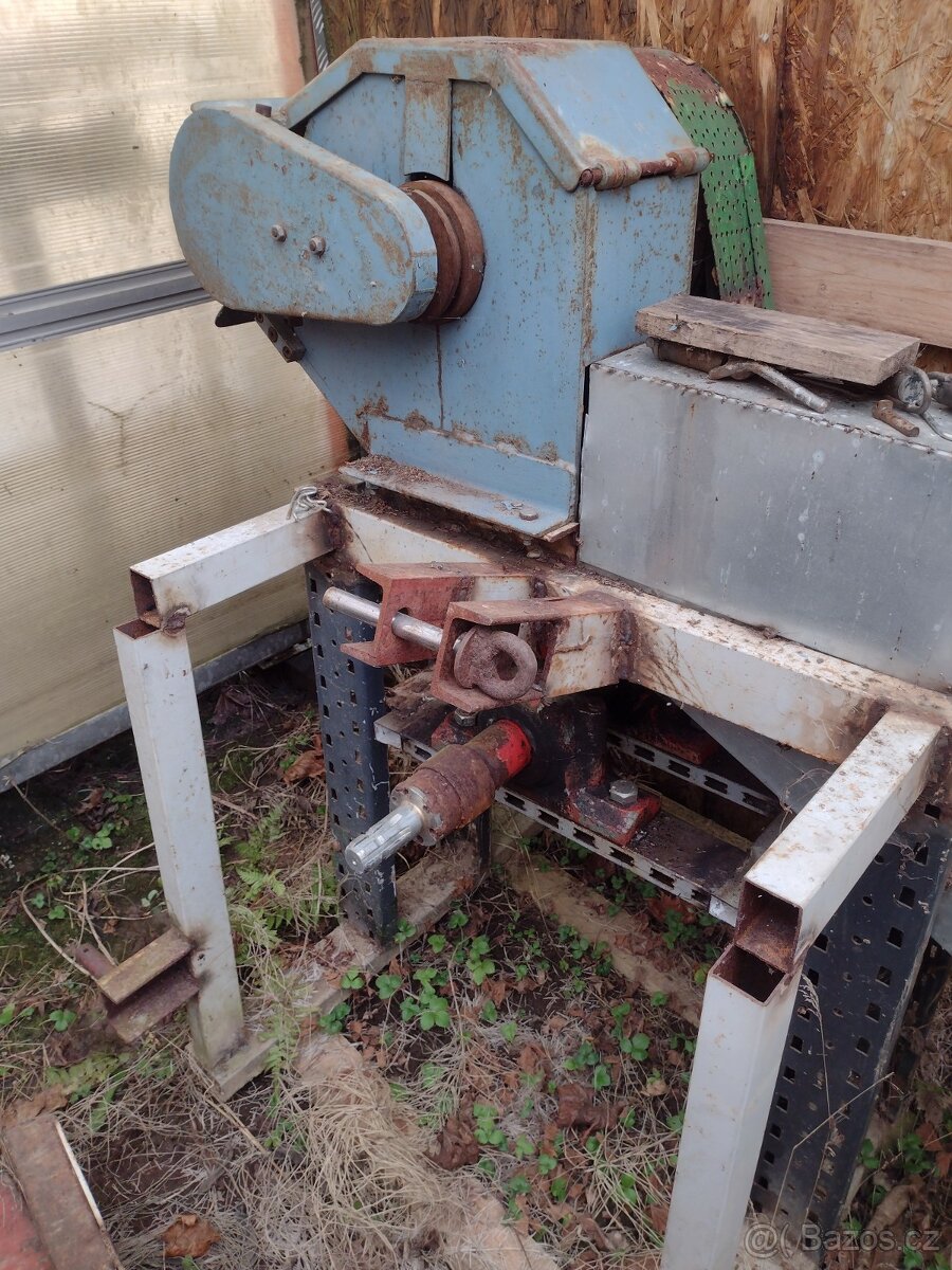 štěpkovač - 8