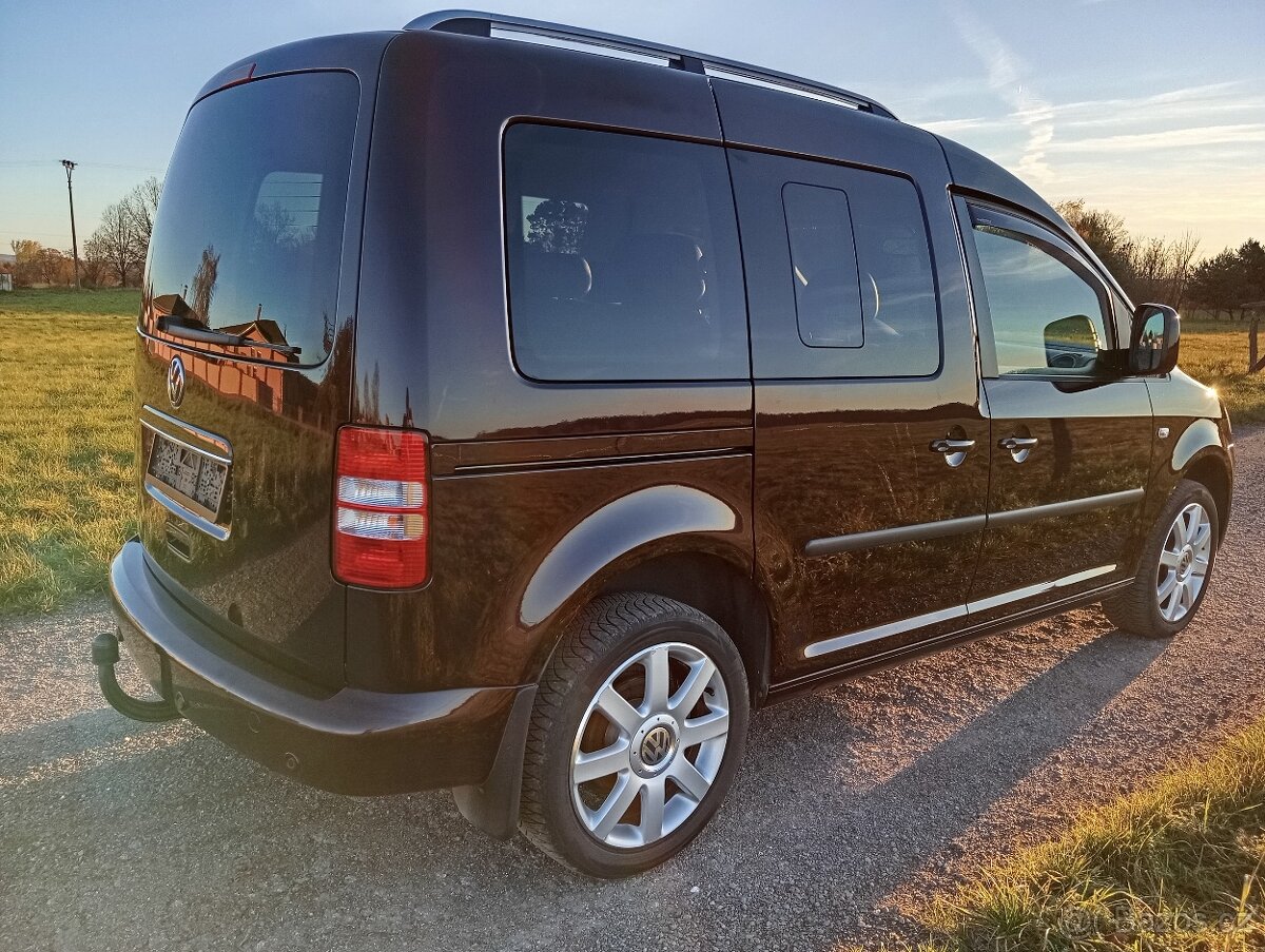 VW Caddy 2.0 Tdi 103kw Highline ,2.majitel, 193000km - 8