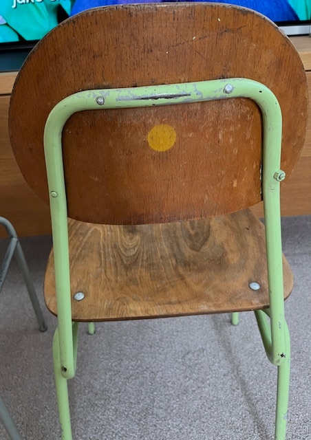 2 x stará, malá židlička - 8